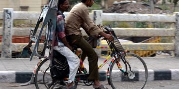 खान नदी के किनारे