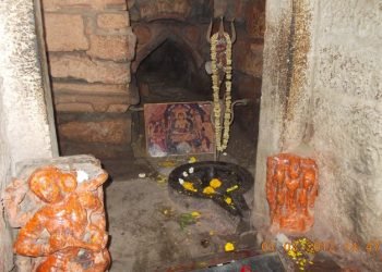 भर्तृहरि गुफा का इतिहास