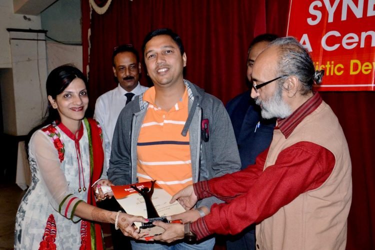 बच्चा, कच्ची मिटटी का ढेला