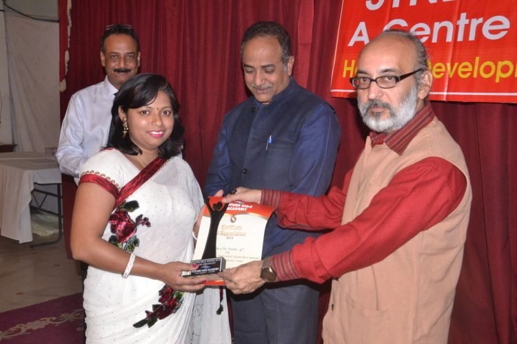 बच्चा, कच्ची मिटटी का ढेला