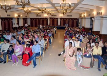 बच्चा, कच्ची मिटटी का ढेला