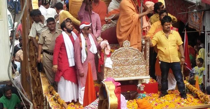 बड़े जूना अखाड़े की पेशवाई  : अप्रैल  5, 2016 : झलकियाँ -2