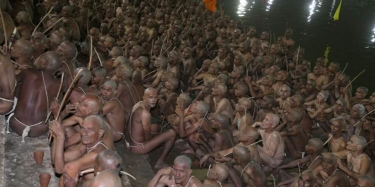 ‘खूनी नागाओं’ का दीक्षा संस्कार